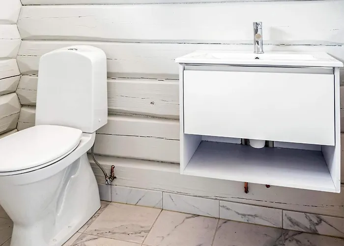 8 Person In Hébergement de vacances Alen